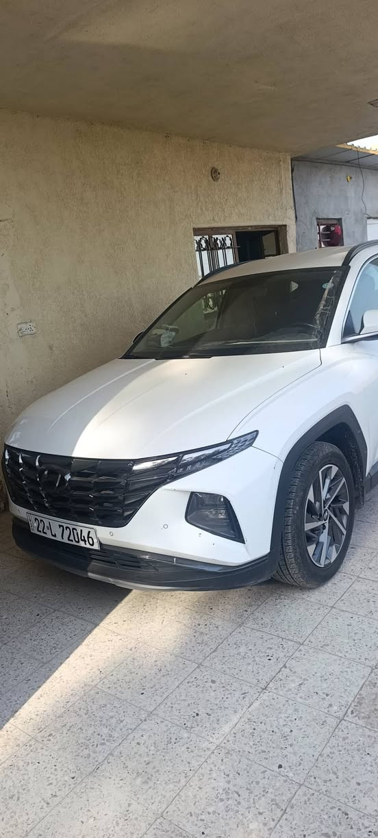 السلام عليكم..
سياره توسان خليجي  موديل 2023 للبيع رقم دولي جديد 
السيارة مكفوله من كلشي باسمي 
السعر 215 وبيها مجال قليل 
***********
