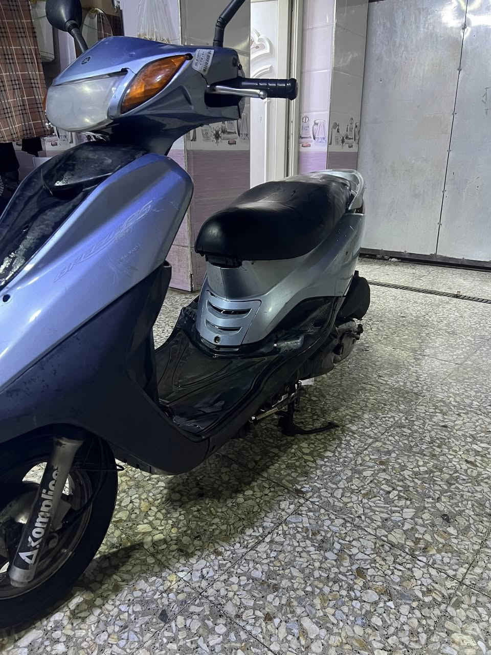 السلام عليكم دراجة اكزز كابريتر رايدهة 500 وبيهة مجال للشراي بغداد مدينة الصدر الاورفلي رقمي ***********
