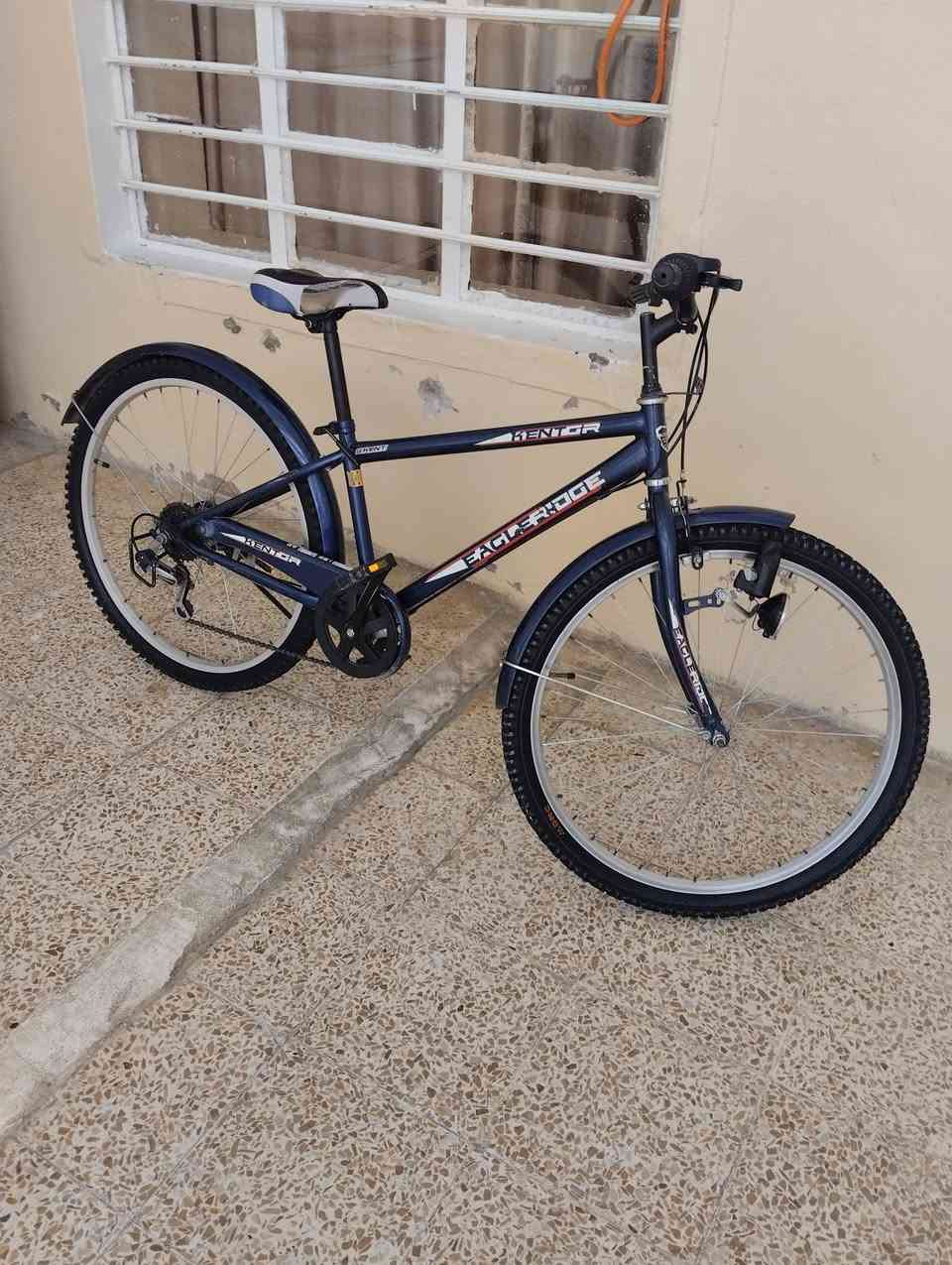 السلام عليكم باسكل للبيع جبلي حجم 26 نضيف فول شرط كلو شغال نضيف كير شغال المكان موصل جانب الايمن صناعة اليابسات كير 6نمرات السعر 100 وبي مجال


**إذا كنت صاحب هذا الإعلان وتريد حذفه لأي سبب، رجاءا أرسل رسالة إلى الدعم الفني**