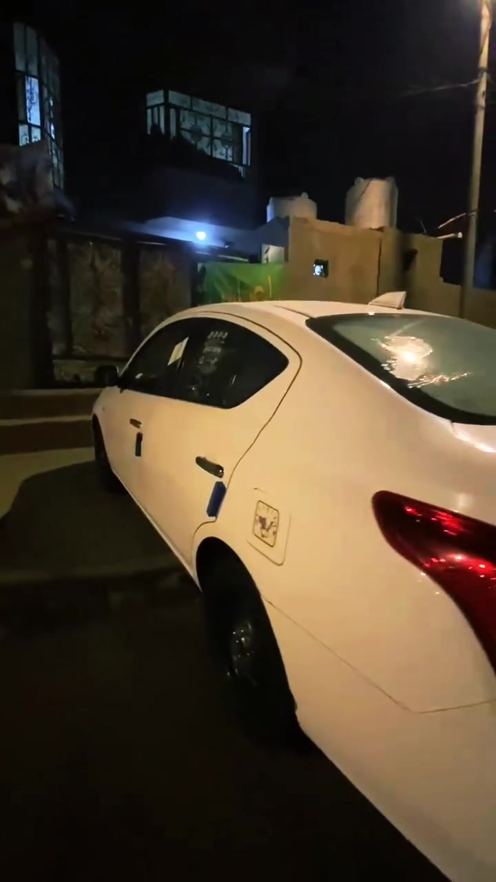 السلام عليكم نيسان سني هندي موديل 24 ماشيه ٧٧الف السياره بيها باب الصدر مبدل والجاملغ بارد عل كد شبر شرط الفحص وبيها الباب الخلفي بيها كد شبرين حار السياره نضيفه والله العظيم حشاكم اجه ابو ستوته وطكهه وهيه واكفه بل الباب وشرط بيها لايت زنون اله يعمي ولله سعرهه 118 وبيها مجال قليل جماعت ال115لحد يخابر وهاي التفاصيل مال السياره كلهه مو واحد يخابرني يكلي شنس بيها مابيها هاي التفاصيل كلهه حجيتها كدامكم وانا خادمكم الاستسفار ***********واتساب
