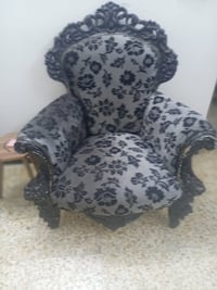 تخم • كنب