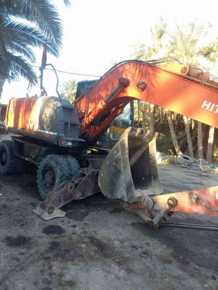 السلام عليكم البيع حفاره زت ثري حجم 190 رقم اربيل للإستفسار   ***********
