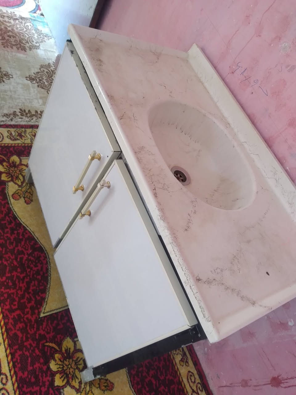 سنك مرمرسعر٨٠ قفل كربلاه حي العسكري ***********
