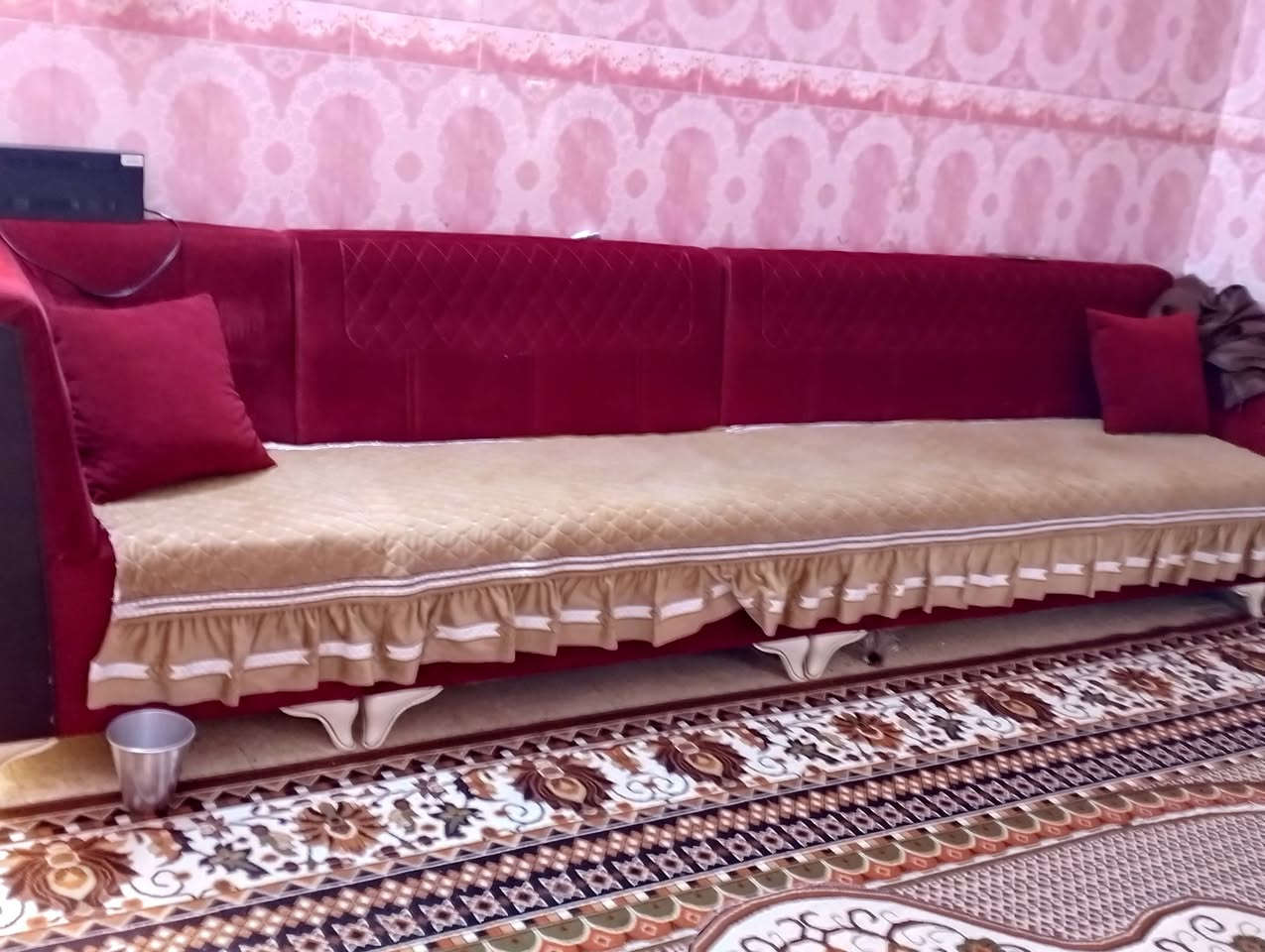 سلام عليكم غراض منزليه البيع طخم 2مثل ماموضح بلصور احمر ورصاصي
وثلاجه زغيره السعر خاص مكلف بلنشر ***********
