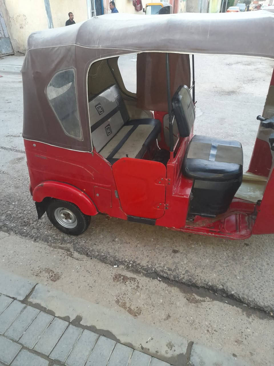 تكتك 2022رقم وسنويه مجفته تجفيت شركه ب7250
***********
