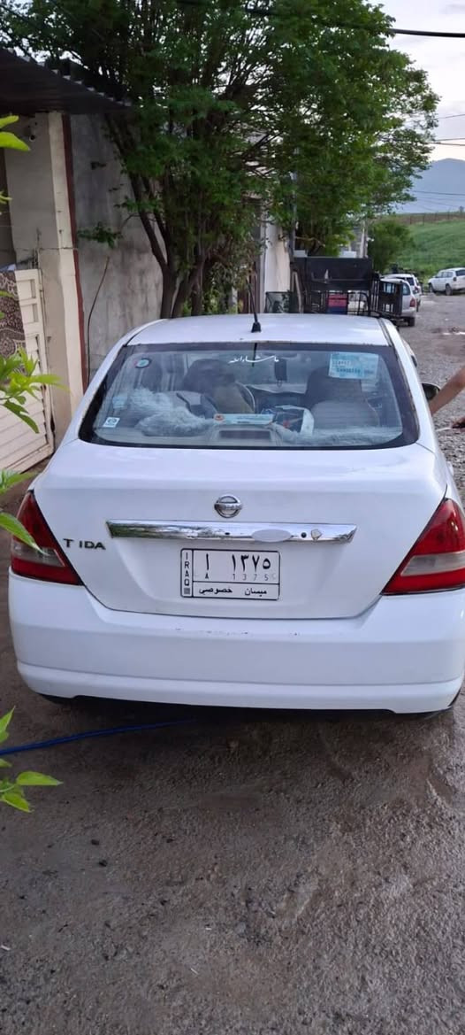 سلام عليكم سياره البيع نيسان تيدا محرك و كير ما بي عيبه تايره ٤ جيديد تبريد فول سعره بيمجل ٦٨ ورغه تصل على رقم   ***********
