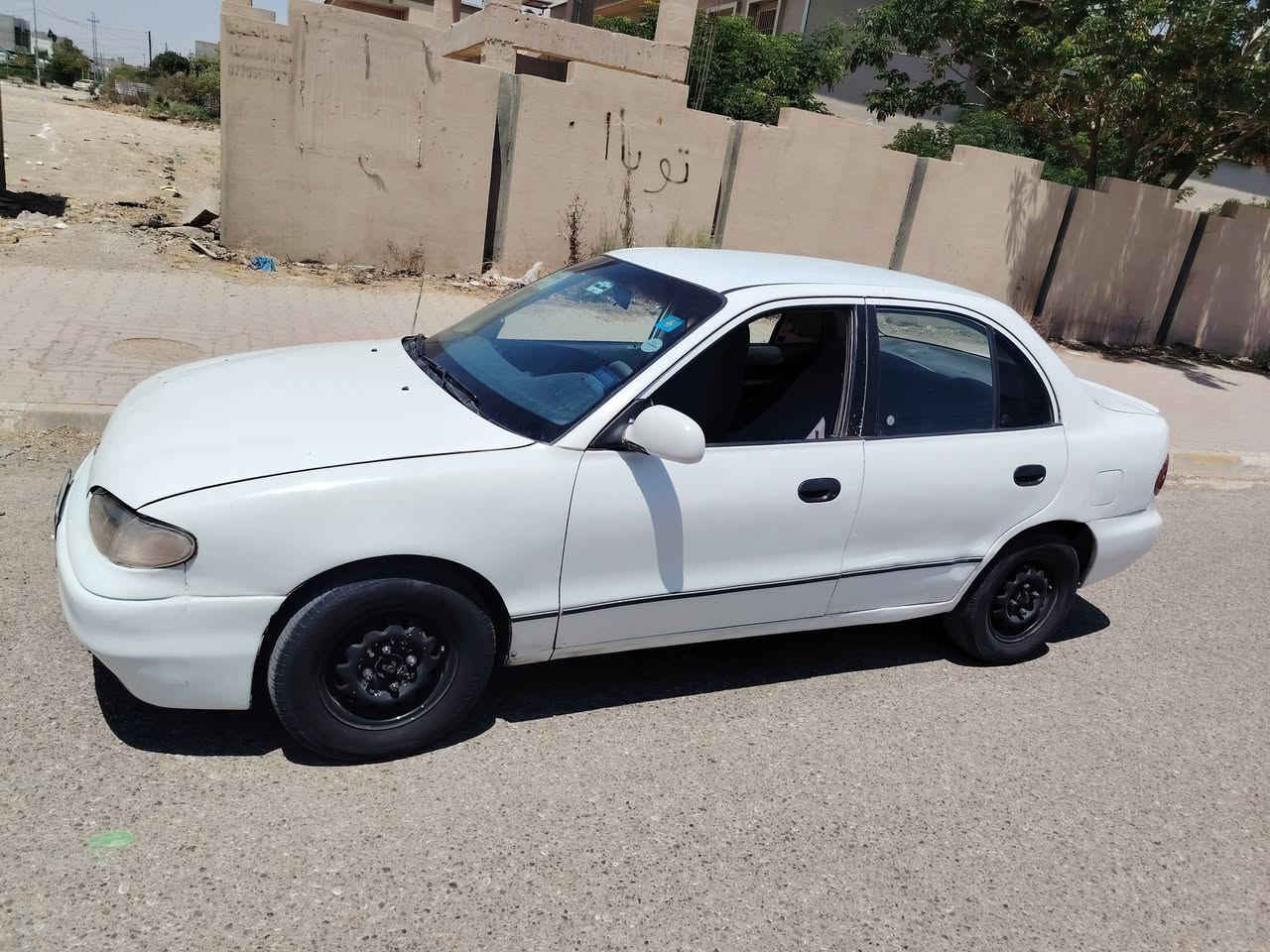 سلام عليكم هونداي اكسنت موديل ٩٤ سياره نضيفه ما بيها
 عيب كير وتماتيك كير ومحرك شرط تبريد بس يرادلها غاز سعر ٣٣ وبيها مجال ***********
