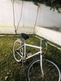 بايسكل للبيع سي ٧٠٠ كلشي مابي بريكات كامله زنجيل كشن كامل السعر ٥٠الف ...