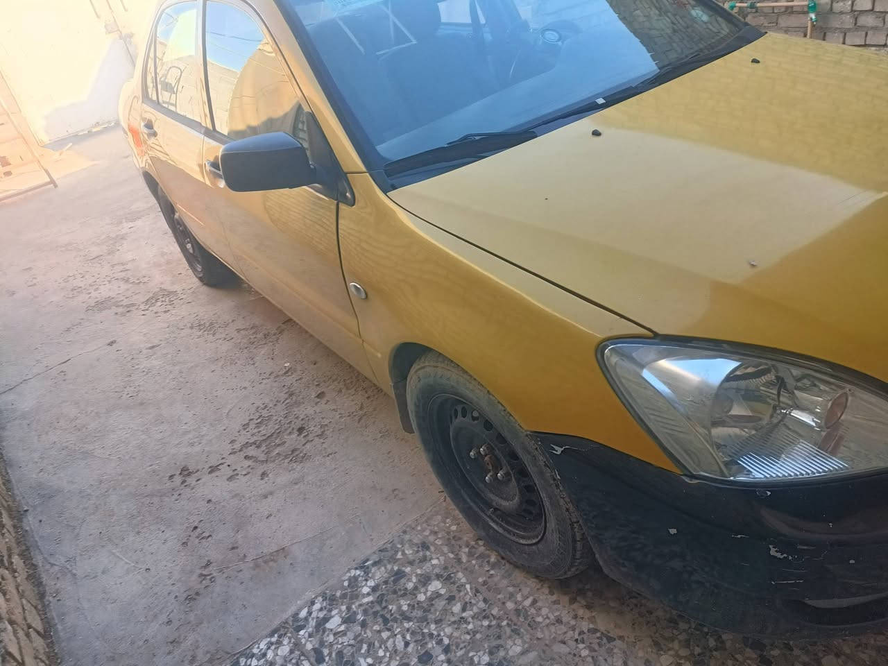 السلام عليكم للبيع
لانسر الشركة العامة 2010 محرك 2000 كير اوتو مصبوغة عام بيها ضربة بالچوملغ الامامي الايسر وضربة من الخلف بالاصفاح رقم دولي هزة شهر التاسع بأسمي مبدل بنيد السيارة جاهزة للعمل رايدها ترتيبات چوملغ ودعامية امامية مكفولة من الكص العنوان بغداد مدينة الصدر السعر 58  اتصال فقط ***********
