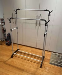 ستاند ملابس • حديد