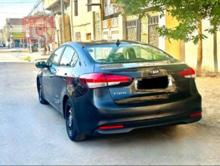 السلام عليكم فورتي موديل 17 رقم اربيل بسمي بيها بنيد وجملغ امامي منضومه غاز ام 60ماشية سيارة 112مكان سيارة بغداد تقاطع نهروان 9نيسان سعر 109رقم هاتف واتساب ***********
