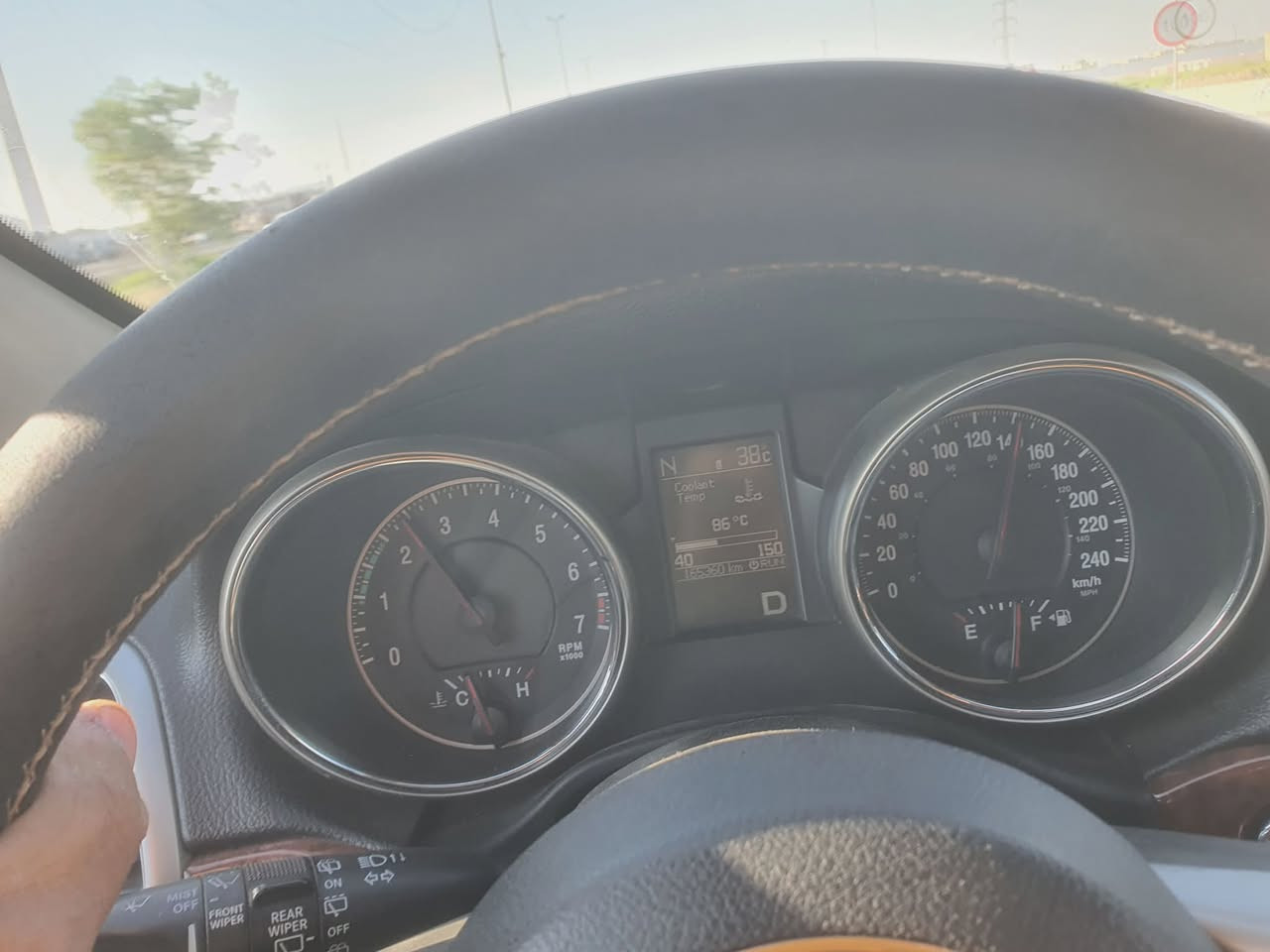 Jeep2013
خلل بالمروحة تسبب بارتفاع حماوة السيارة
بفضل من الله🤲 تم تشخيص الخلل وتبديل المروحة نوع عاصفة خليجي مع برمجة كاملة للسيارة 🇺🇲 حاليا السيارة في أقسى♨️ الضروف 92 
مركز GT الصليخ مجاور النادي ***********
