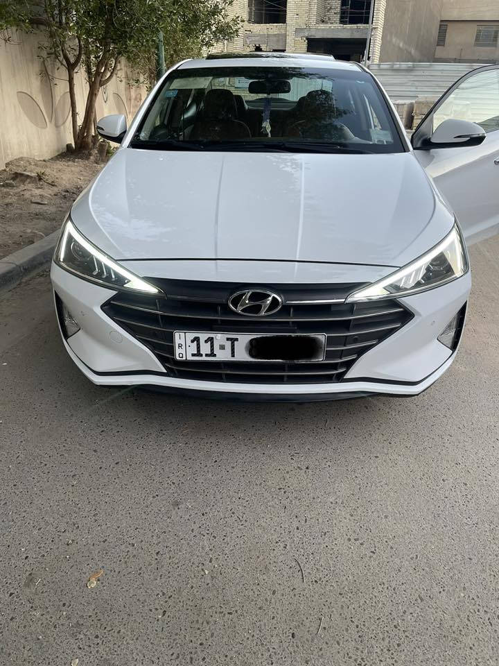 الانترا خليجي كفاله عامه خنك مواصفات
موديل 2019  فول لفول 1/1 شرط كفاله عامه
ماشيه 62 الف رقم بغداد تحويل شرط ثانيوم 
فتحه بصمه /  بصمه ابواب / ترحيب عند الاقتراب 
محرك 2000 دوش / ويل كب 5 حجم 18 اصلي 
تحكمات قياده 4 وضعيات / داخل جلد لونين 
مري كهرباء / اشاير مري / لد نهاري / لد خلفي 
مكاني السيديه ***********
