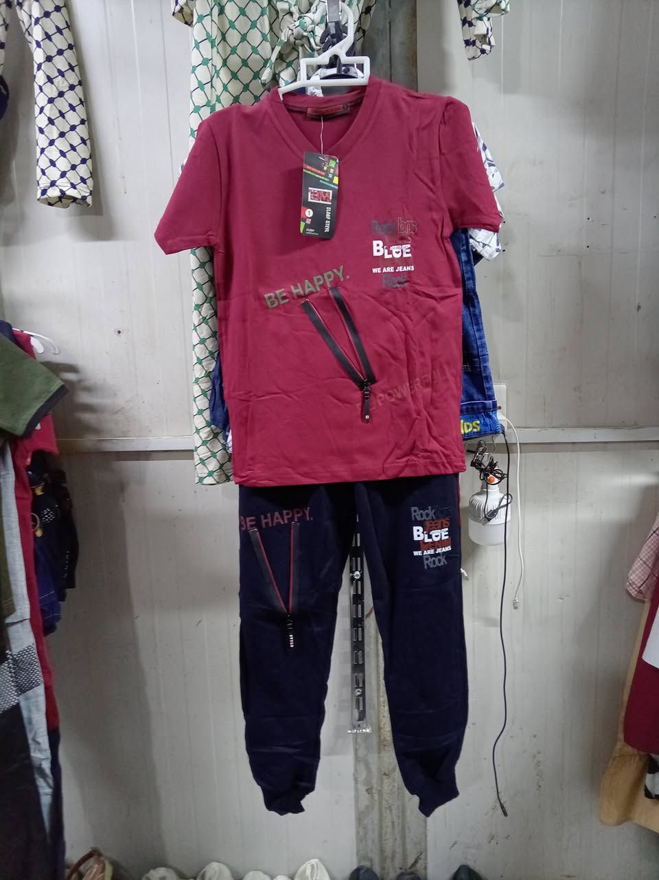 تراكات ولادي و شبابي صناعة تركية يلبس من ٦ سنوات لحد ١٨ سنه وبسعر ٥ آلاف فقط عنوان مجمع عامرية الفلوجة العيادات مقابل الاطفاء


**إذا كنت صاحب هذا الإعلان وتريد حذفه لأي سبب، رجاءا أرسل رسالة إلى الدعم الفني**