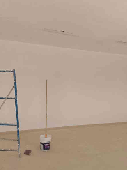 السلام عليكم متفرّغ للعمل جميع الديكورات الداخليه والخارجيه والاصباغ صبغ الواجهات وصبغ المباني الحكوميه والمدارس صبغ وطلس الجبس والجدران لتواصل عله الارقام التالية 
***********
***********
متواجد واتساب دائماً
