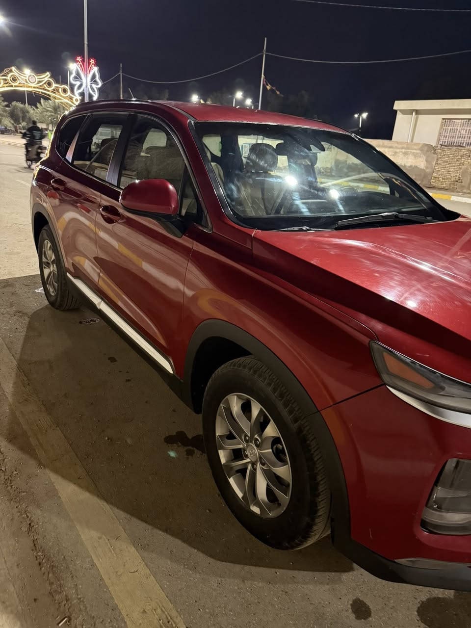 سلام عليكم
سنتافي ٢٠١٩ وارد أمريكي محرك 4GDI مواصفات عاديه ماشيه 135 حادث موضح بالصور مبدل فقط جاملغ ودعاميه 
السعر 165وبيه مجال 
الرقم ***********
