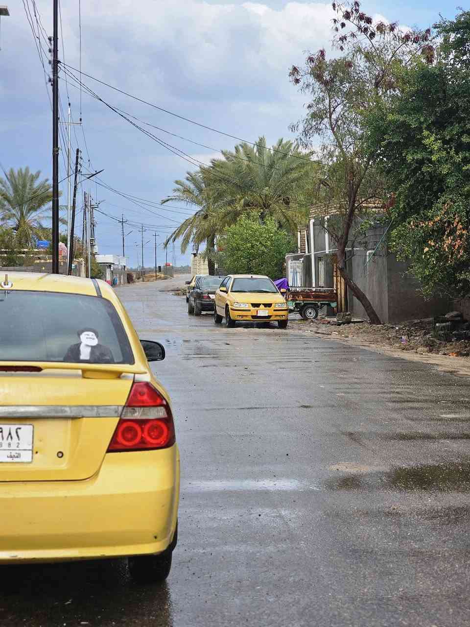 السلام عليكم 
للبيع 
افيو موديل 9 
رقم النجف 
مكينه وكير كروله 
مكينه توني شادها 
لايت زنون اصفر 
تخم تاير
مكان السياره ذي قار 
***********
