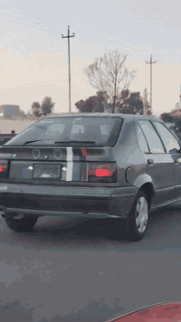 السلام عليكم سياره رينو حجم 19 البيع ويرهم مرواوس حسب القناعه صدر نضيف تايرات نص غرفه جديده محرك وكير شرط السعر والتفاصيل على اتصال 
***********
