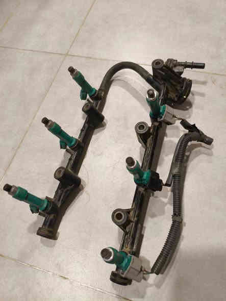 للبيع تخم نوزلات تويوتا ياباني اصلي 6 سلندر
سعر 175 الف
***********
