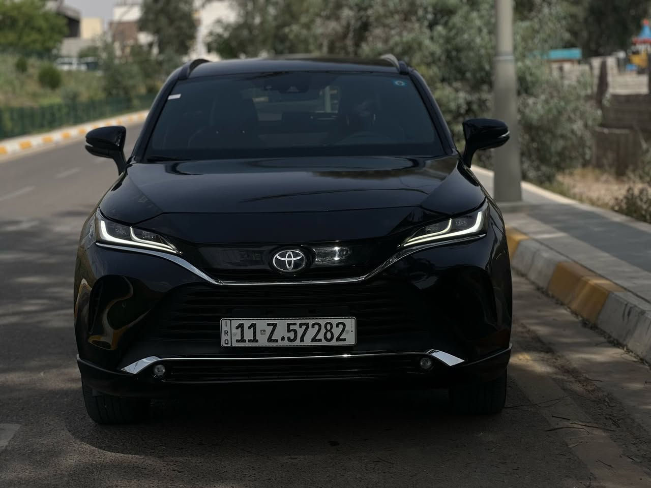 السلام عليكم
تويوتا فينزا هايبرد  للبيع 

دخول جديد

- الموديل ٢٠٢٤ 

-رقم بغداد 

- مواصفات xle

-اعلى مواصفات بدون فتحة 

مواصفاتهة:-
- بصمة ٤ ابواب + ترحيب + بصمة صندوق

 -شاشة كبيرة

-كشنات تدفئة 

-مناخ منفصل 

-تبريد قطعتين 

-تنبيه الخروج عن المسار

-مثبت سرعة

-لايتات ليد

-كشنات خزن 

-رادارات امامية + خلفية

-حساسات امامية +خلفية

-توقف ذاتي 

-وضعيات قيادة

-بعد بيهة مواصفات هواي 

حادثهة تبديل بنيد فقط

ايرباك دركة فقط

السعر ٢٣٠ وبيهة مجال 

***********
