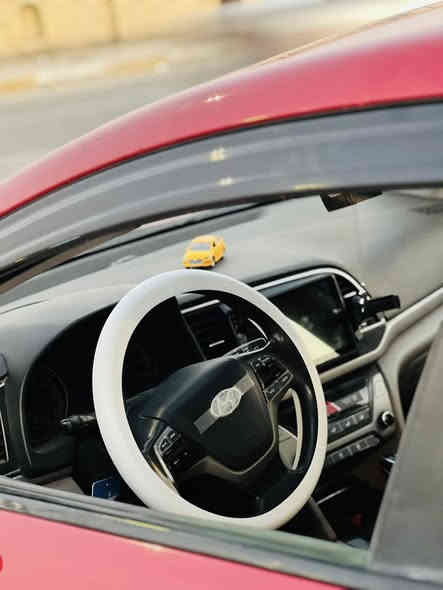 السعر ١٢٥ مديل ١٧ 
رقم اربيل سنوية جديدة بسمي 
هزة جديدة قبل شهر حولتها 
محرك ٢٠٠٠ دوش مكفول لا تبخير ولا تنقيص 
كير اوتوماتيك مكفول 
تحكم ستيرن جهتين 
نضام قيادة سبورت تقليل صرف البانزين 
تبريد ثلج صدر امامي خلفي جديد تخم تاير  باتري جديد سياره جاهز من كل نواحي  أخواني سياره تفيد مال جناي هاي تفاصيل سياره كله الي تعجبه يجي يشوف والما تعجبه يصعد احسن منها 

سياره ليبل واحد تعديل ورش فقط صورة الحادث موجودة بل منشور 
مكانها صلاح الدين قضاء الدور 
***********
