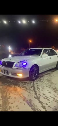 تويوتا افالون • ٤ باب • السليمانية