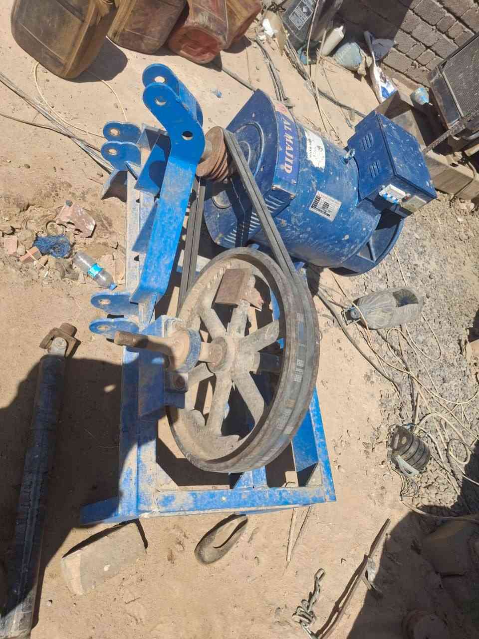 مولد يشتغل على التلكتر راس توليد ٦٢ كيفي يشغل غطاس ٤٠ حصان وضاغطه شرط الفحص السعر مليون ٦٠٠
***********
