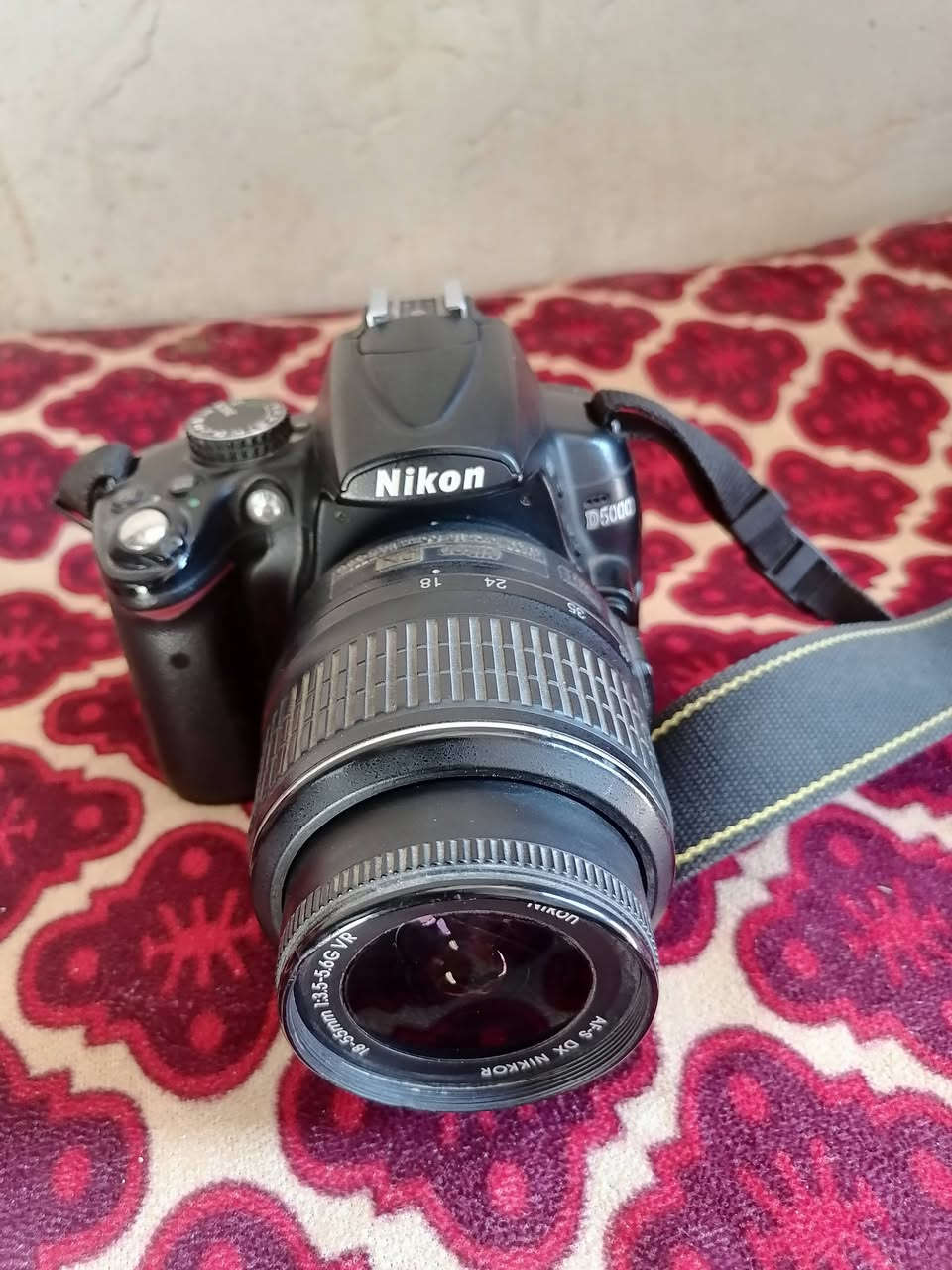 السلام عليكم 
للبيع كامرا نيكون D5000  السعر 350


**إذا كنت صاحب هذا الإعلان وتريد حذفه لأي سبب، رجاءا أرسل رسالة إلى الدعم الفني**