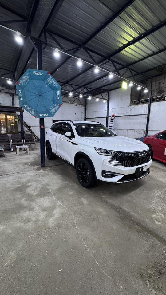 هافال h6 2025 هايبرد
محرك 4 سلندر  1.5 تربو 
مواصفات خليجية
سقف بانوراما
لون ابيض داخليه جلد احمر

خاليه من الاصباغ والبارد  
بحالة المصنع

الممشى 28 الف كيلو
مكان السيارة السماوة 

شاشه 12.3 بوصه تدعم كار بلاي واندرويد اوتو

مقاعد جلدية تدفئة / تبريد

نظام صوتي 8 سماعات 
(صندوق كهربائي - كاميرا 360 درجه - التعرف على اشارات المرور - نظام المفتاح الذكي - عرض المعلومات على الزجاج - شاحن لاسلكي - اوتو بارك - وضع القيادة - مثبت السرعه التكيفي )

للاستفسار الاكثر تواصل على رقم الواتساب ***********
