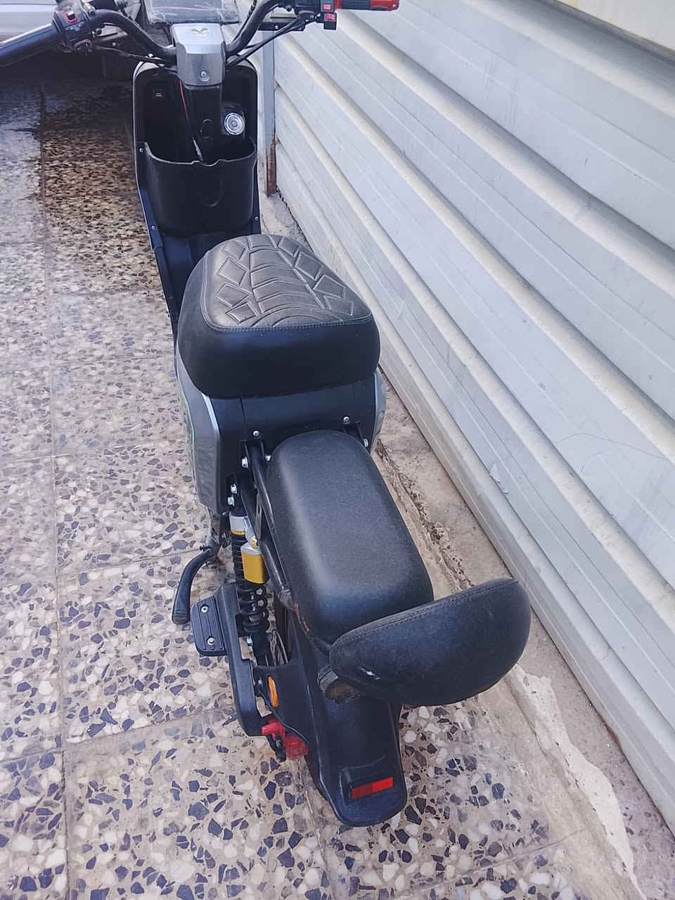 دراجه شحن للبيع R8
الدراجه كامله مابيها اي نقص  
المكان/بغداد الرساله الثانيه 
السعر / 400 الف وبي مجال بسيط 

770 487 6518


**إذا كنت صاحب هذا الإعلان وتريد حذفه لأي سبب، رجاءا أرسل رسالة إلى الدعم الفني**