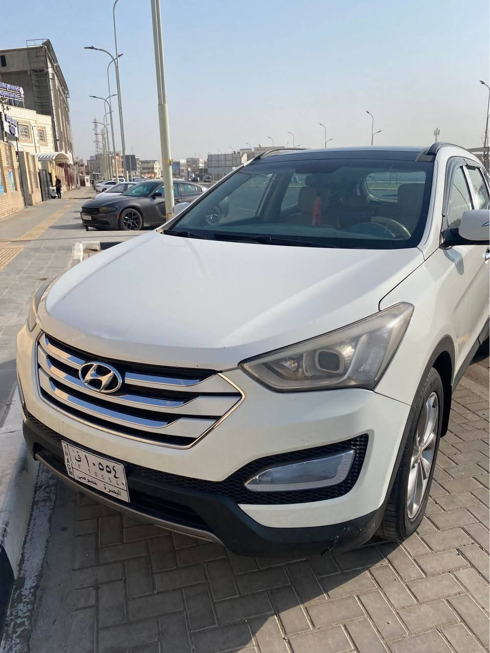 سنتافي خليجي 2013
مكفوله كفاله عامه ما عدا بارد صغير موضح بالسونار
موصفاتها 
فول ماعدا البصمة  
محرك 2400 دوش
7 راكب 
تبريد 3 قطع 
سقف بانوراما 
كشن كهرباء 
تحكم ستيرن
شاشة مع كامره خلفية 
نظام تقليل صرف وقود ECO
السعر ب 155 وبيه مجال السيارة باسمي 
للتواصل وتساب *********** البصرة, العراق
