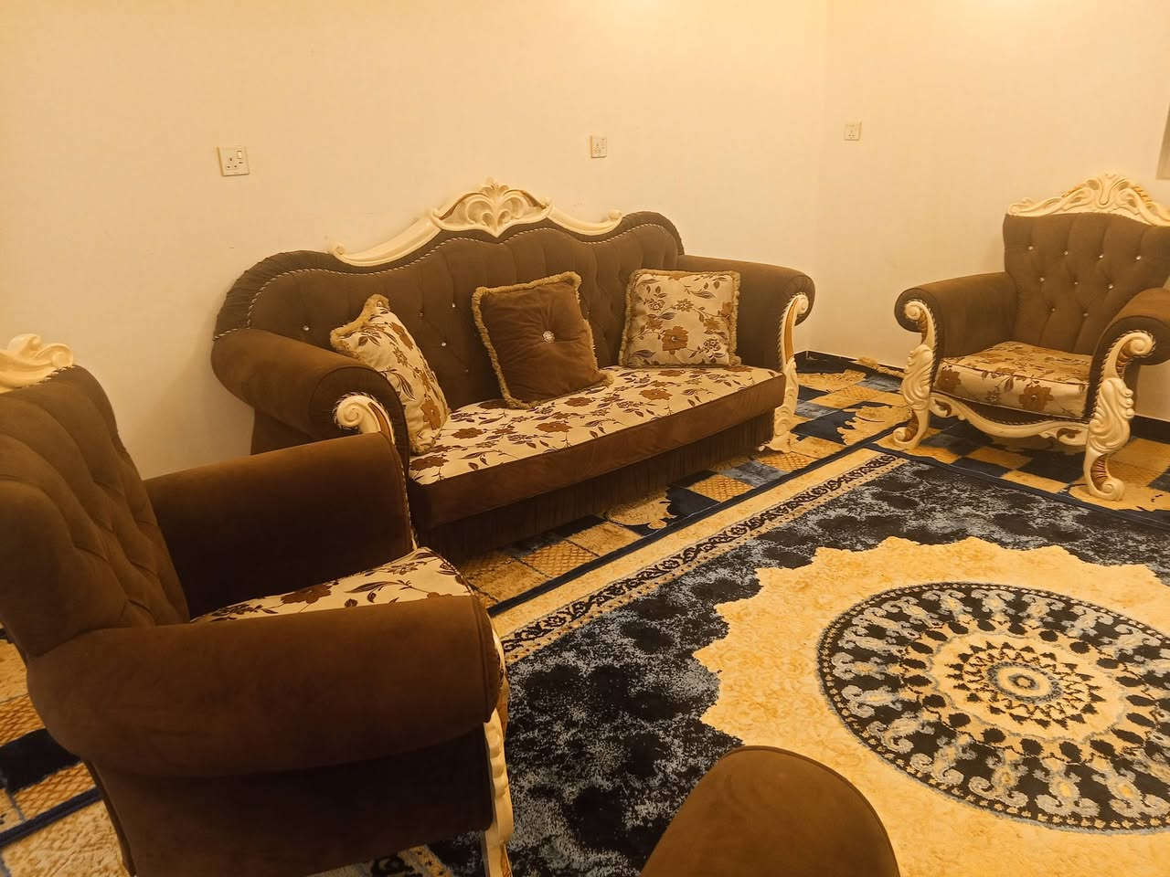 تخم زان تركي درجه اولى 10 مقعد النظافه النظافه 100 المكان بغداد التواصل على هذا الرقم واتساب اتصال ***********
