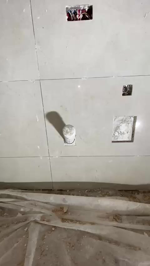 بعد ازن الادمن كادر مصري درجه اولي تسليم مهندس ارضي واجيداري ***********
