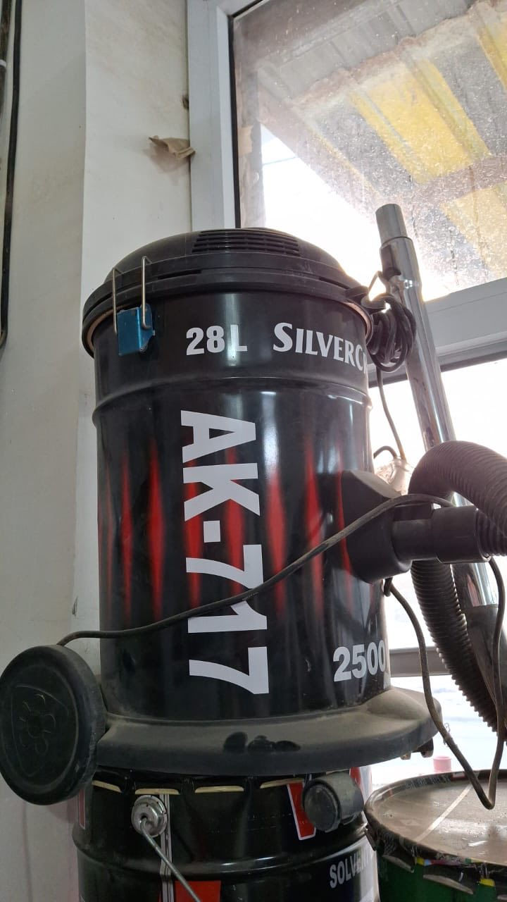 بسعر 50الف. جديده بس متروكة  نطيفه


**إذا كنت صاحب هذا الإعلان وتريد حذفه لأي سبب، رجاءا أرسل رسالة إلى الدعم الفني**