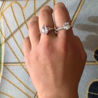 محابس نسائي • خواتم