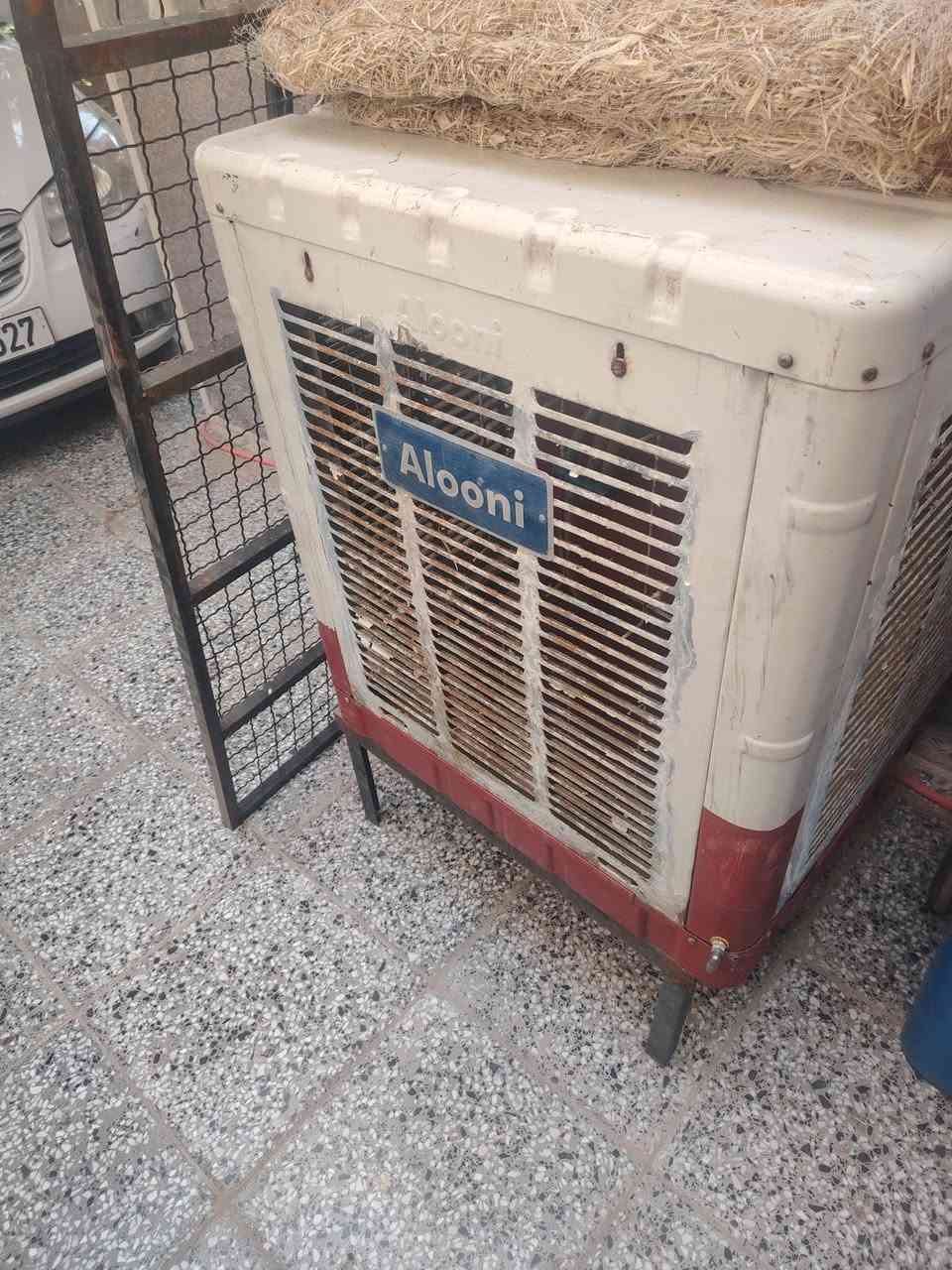 مبرده الونا للبيع
مبرده الونا شركه الحياه ثقيل حجم 250
مبرده جدآ نضيفه ماطور سرعتين اصلي
السعر 120 وبيهه مجال مكاني بغداد
***********
