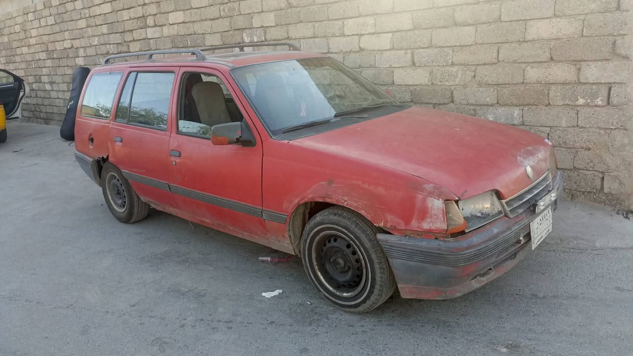 كاديت حجم 16 ستيشن رقم الماني سنويه خضره ساقطه 2018 .....موديل 1991
محرك لاصرف.ولانفخ كير مال كصه جديد سعر 23وبيها مجال تريد وكاله تريد تحويل شرط (بس تعالو)***********
