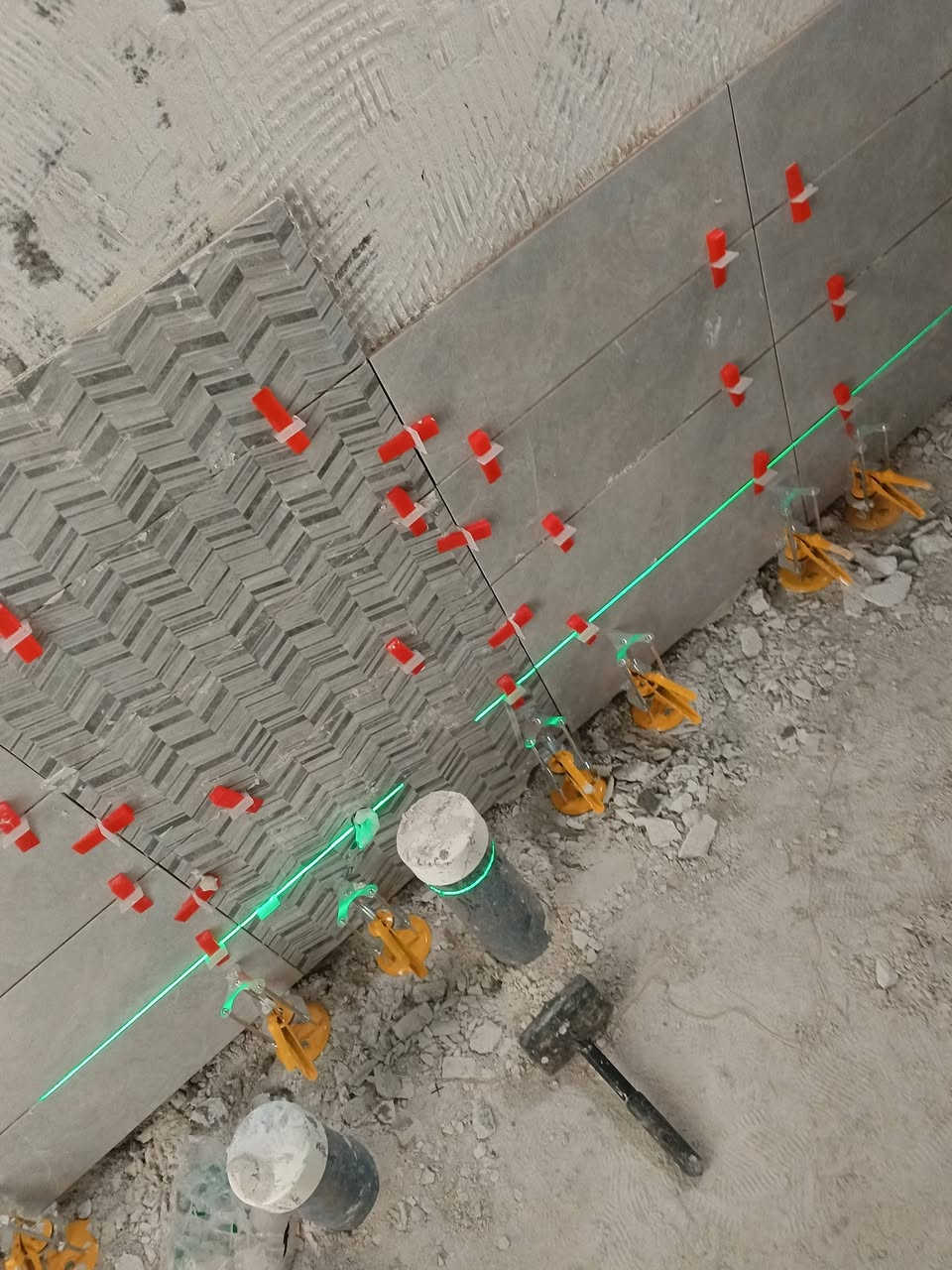 شغل دراجه اولى ومن الله التوفيق جدران ارضيات
***********
***********
