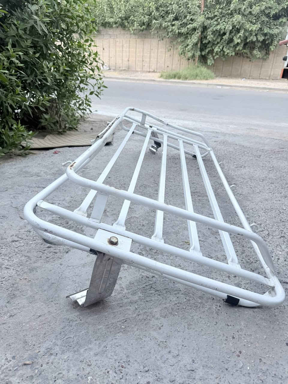 سيبايه كيه بيهه عواج قليل 30 الف قفل (***********)
