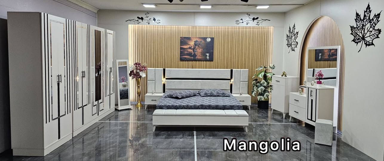 عروض رأس السنة 
زبائننا الكرام غرف نوم ١٠ قطع 
كنتور ٢ باب  طول الكنتور ٣ متر مع الملحق 
سرير مخزن  وشازلون مخزن 
مليون و١٠٠ الف مع النقل والتنصيب 
داخل الدور 
***********  للتواصل وات ساب
