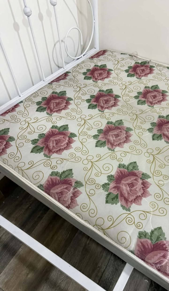 السلام عليكم
عندي هذا الدوشك ضغط عالي نفر 
كان ب٥٠ اريدو ب٣٠ وبي مجال


**إذا كنت صاحب هذا الإعلان وتريد حذفه لأي سبب، رجاءا أرسل رسالة إلى الدعم الفني**