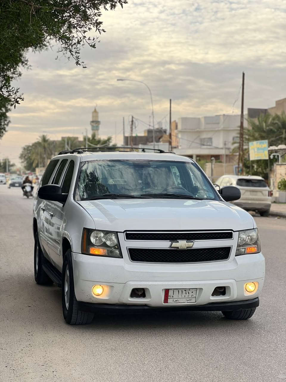 سلام عليكم يوكن 2009 امريكه سياره جاهزه. كير ومكينه شرط وحداديه وره وكدام جديده ومصفره هيه وغرمات 
ومداور ثاني يوم. ضربتها جاملغ خلفي بدون دواخل فقط 
    
0773 205 1258‬
