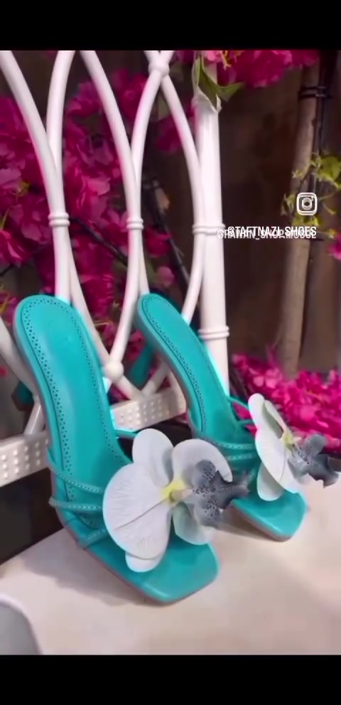 فخر الصناعة السورية ✨
من المعمل مباشر 🔥
تصنع من اجود انواع الخامات الاجنبيه 🧿
                        مهتمين ب أدق التفاصيل الجميله😍
             لراحة عنوان...تفتنازي شوز
للإستفسار و التواصل  
                    0947104208📲


**إذا كنت صاحب هذا الإعلان وتريد حذفه لأي سبب، رجاءا أرسل رسالة إلى الدعم الفني**