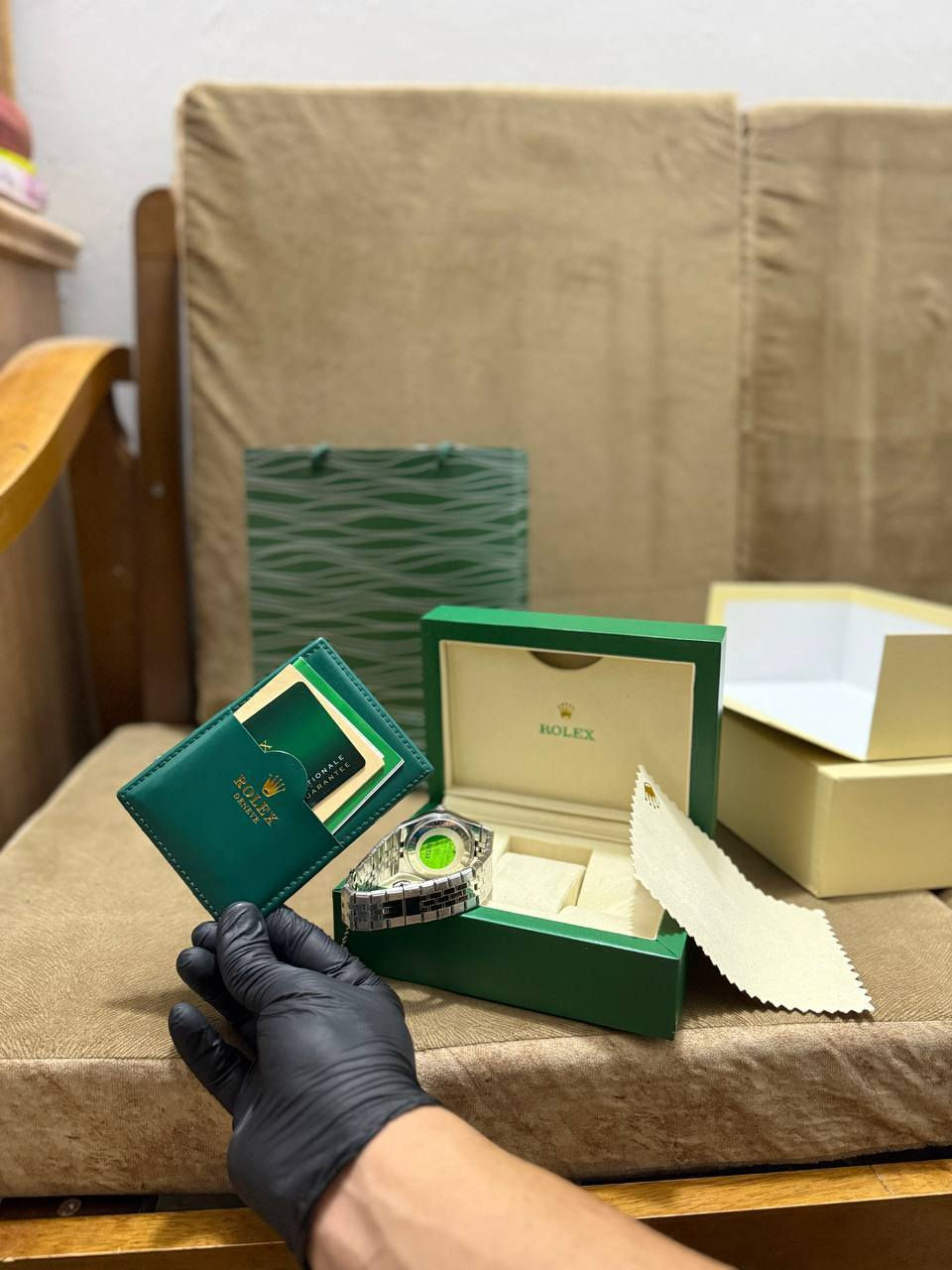 اول تم ٣٥ الف بالعافية
ساعة رولكس عداد شهري  فخامه واناقه مع البكج وكارتات الضمان


**إذا كنت صاحب هذا الإعلان وتريد حذفه لأي سبب، رجاءا أرسل رسالة إلى الدعم الفني**