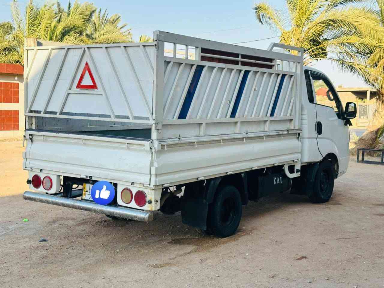 كيه بنكو مديل ١٢ سياره جاهزه من كلشي كير محرك كله شرط حداديه جديده كهربائيات جاهزه تبريد عوزه غاز السعر ٧٥ وبيه مجال شويه العنوان السماوه السوير *********** ملاحظه المحجر وموياهه
