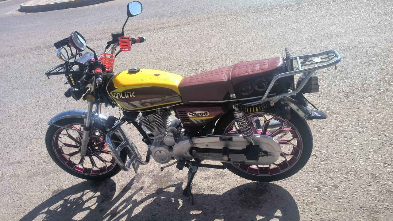 دراجه موديل 24 نضافه فول ومال جناي سعر 630 وبيها مجال قليل سبب البيع عندي ثنين ***********
