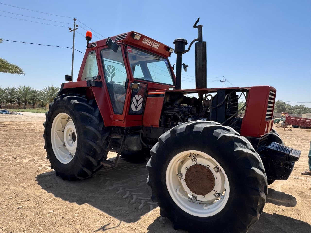 السلام وعليكم مكينه للبيع 160فول نضافه مكان واسط سعر خاص رقم***********
