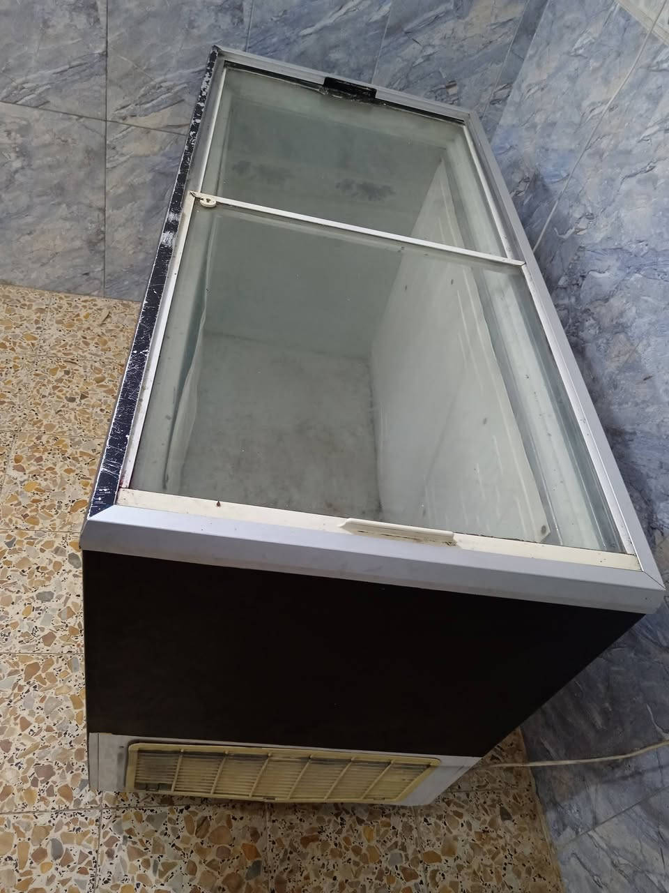 عارضة مثلجات محورة تجميدها خير من الله  التواصل خاص او واتساب ***********.. مكاني نجف
