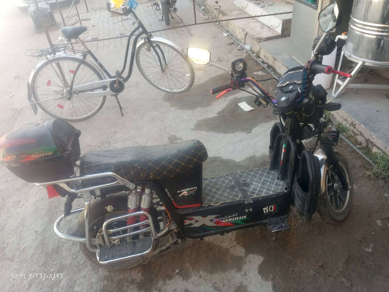 موطور جبلي 6بطاريات كهربائيات كلها شغاله موديل 25 بطاريات على الفحص السعر 475وبي مجال رقم الهاتف ***********
