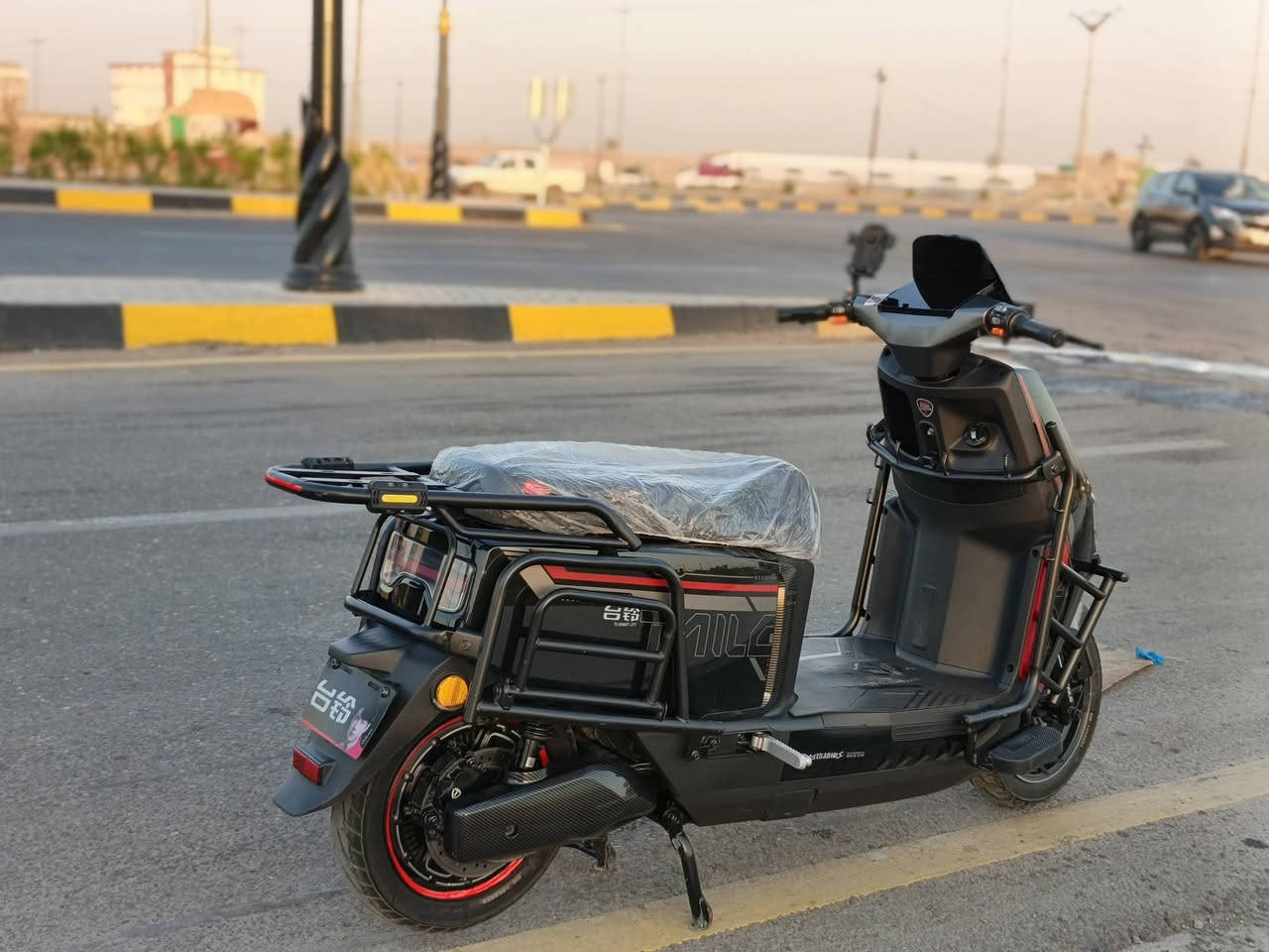 تايلج اسبورت للبيع
السلام عليكم
ماطور تايلج اسبورت 
ملف 3000 
40امبير
يمشي 85 حقيقي 
بصمة و كارت 
وصل شراء موجود 
السعر1100 مليون و 100
***********
***********
